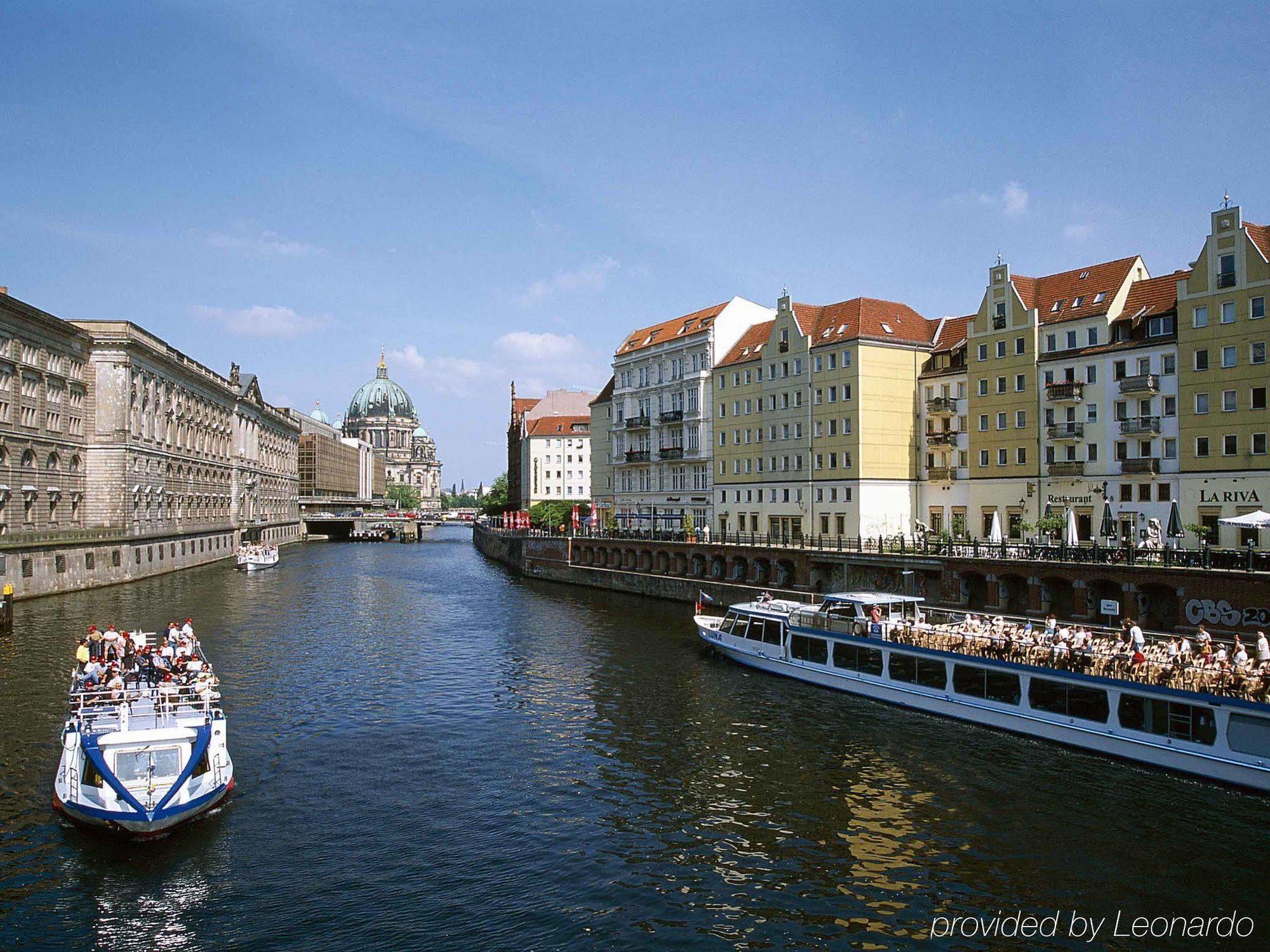 Pullman Berlin Schweizerhof Hotel Luaran gambar The Isar in Munich